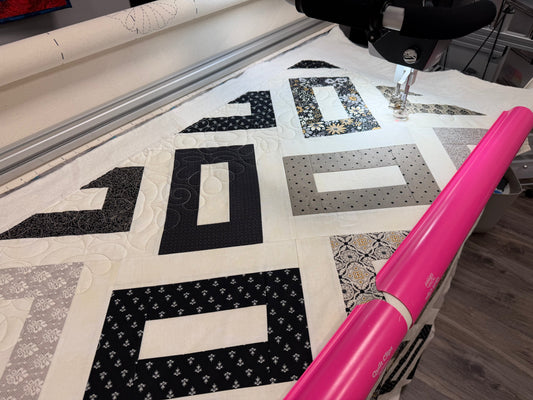 Currently Stitching: Longarm Practice